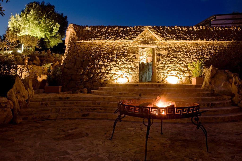 Masseria Quis Ut Deus Crispiano Exteriör bild