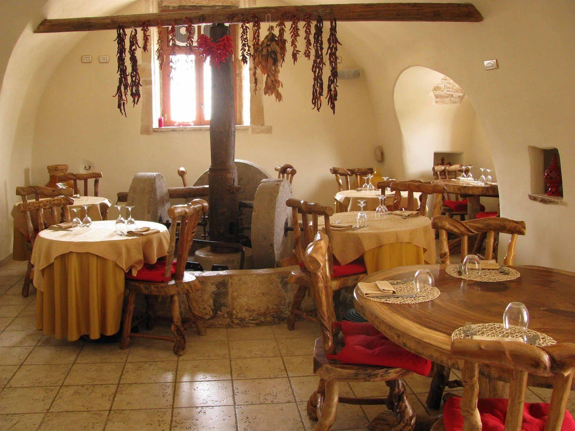 Masseria Quis Ut Deus Crispiano Exteriör bild